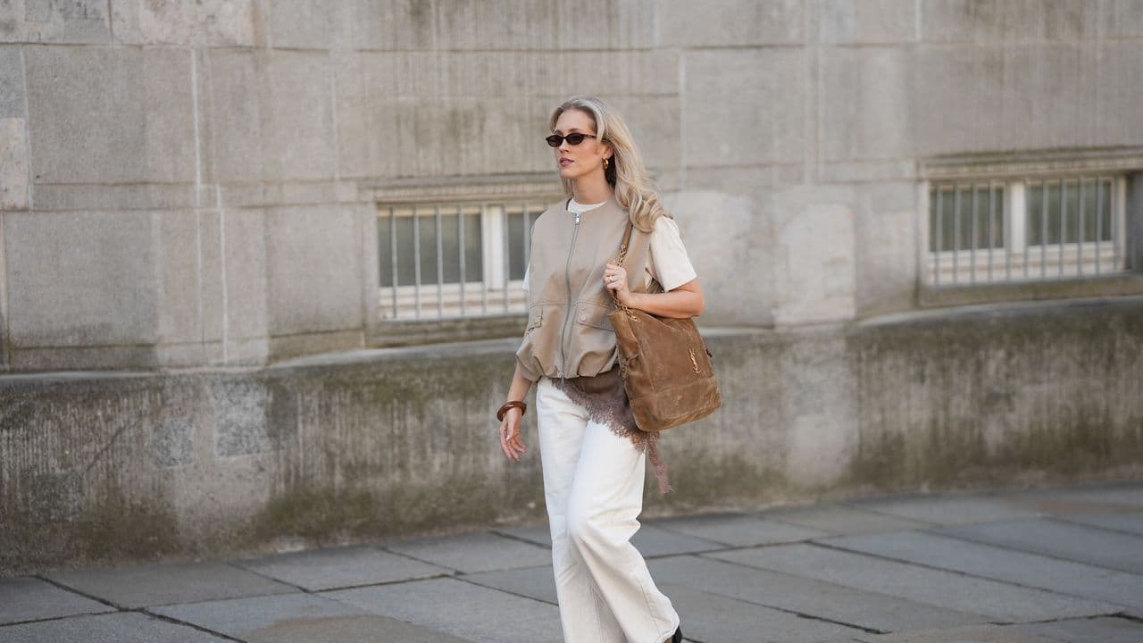 Borse oversize: la rivoluzione maxi domina la moda primavera 2025