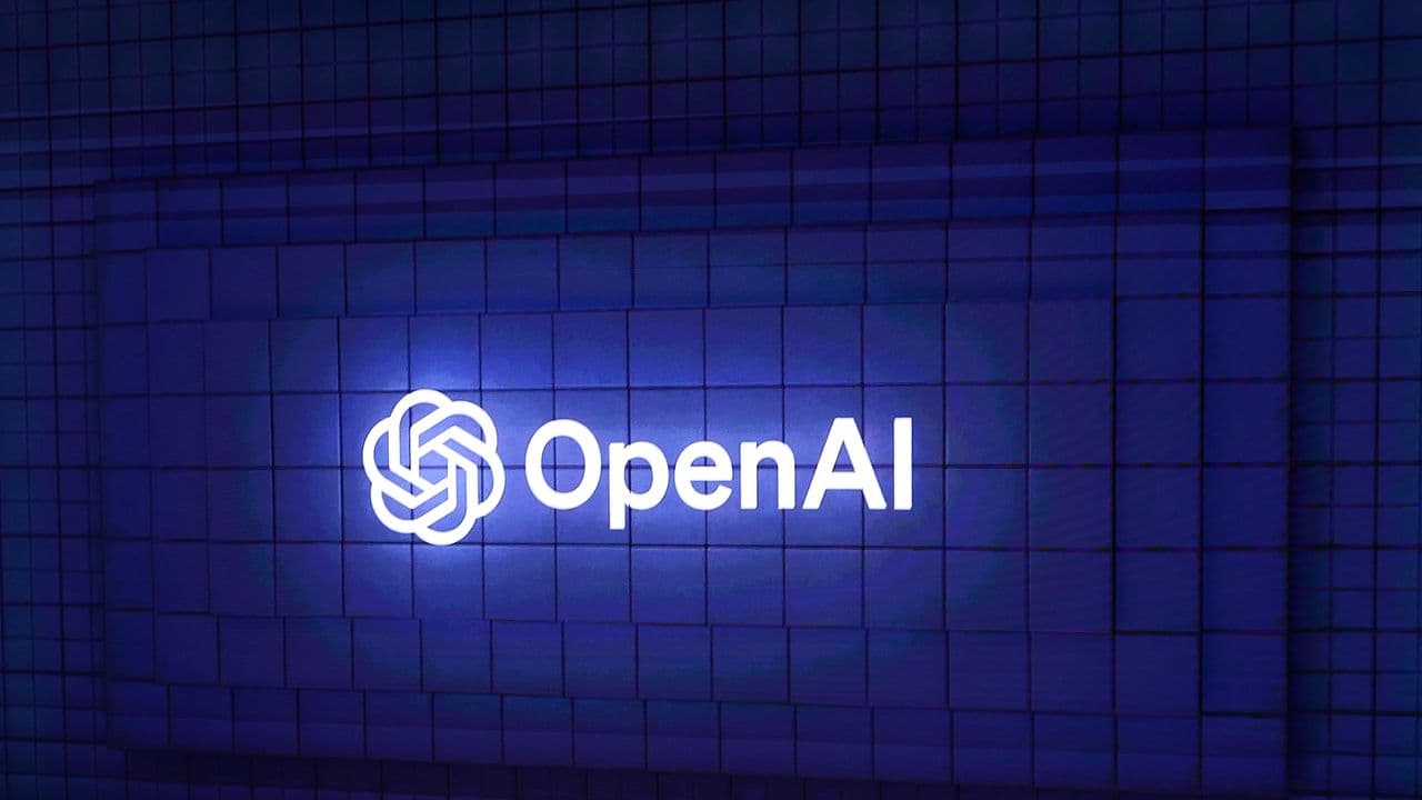 OpenAI introduce ricerca amici e controlli età su ChatGPT e Sora