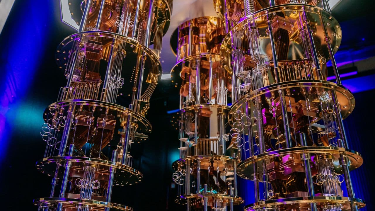 Europa in ritardo sulla sovranità digitale: serve il controllo degli algoritmi