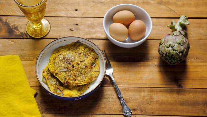Frittata di carciofi: il piatto salvacena che protegge fegato e linea