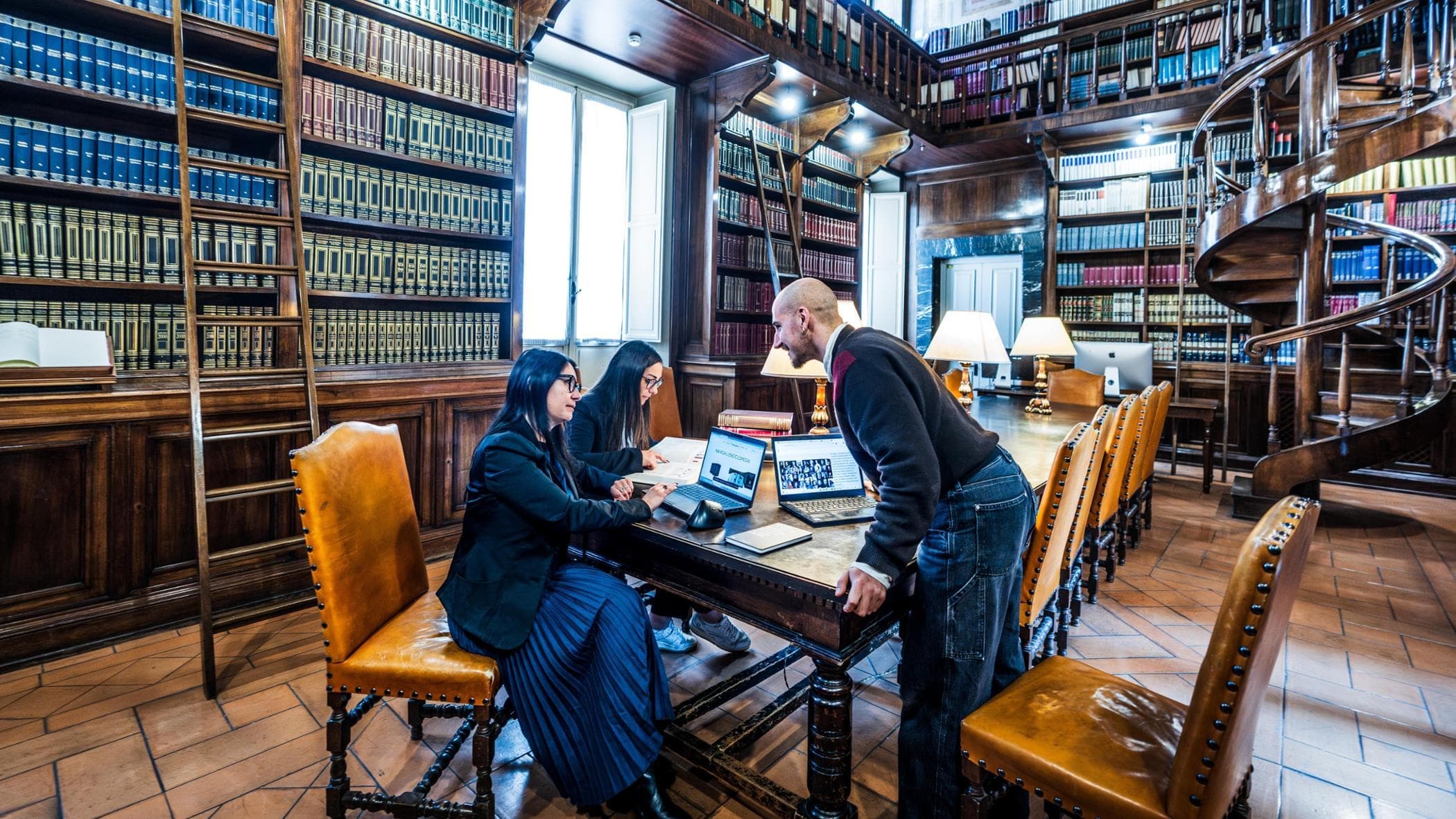 La Treccani si rinnova: dall'enciclopedia cartacea al digitale femminista